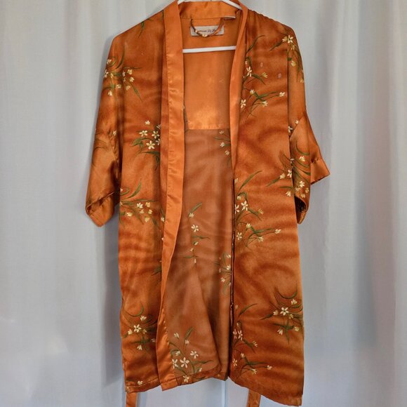 Copper colored silky robe - Picture 12 of 16